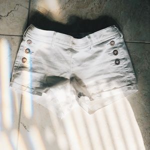Abercrombie Kids buttoned, stretchy white shorts